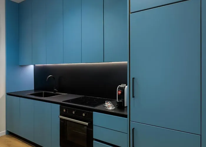 Tic Tac Toe Apartment *