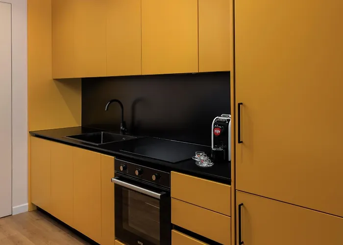 Apartment Tic Tac Toe *