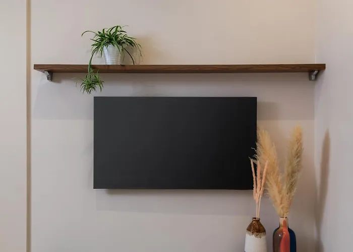 Apartment Tic Tac Toe