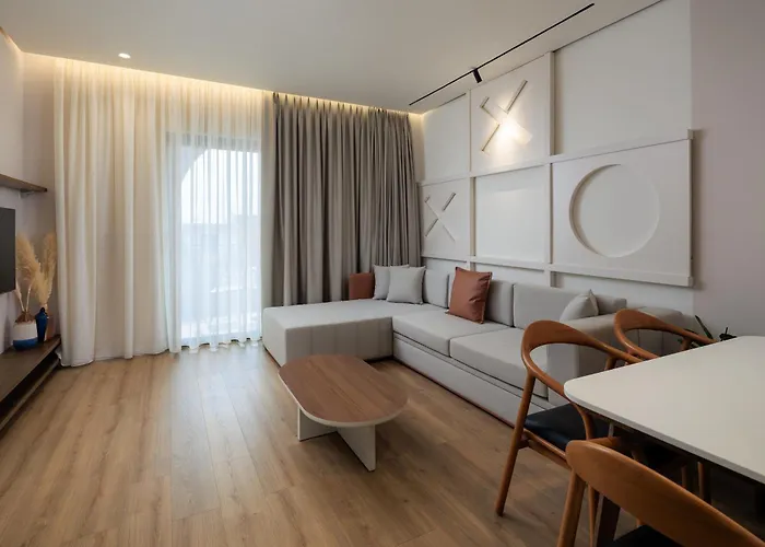 Apartment Tic Tac Toe *