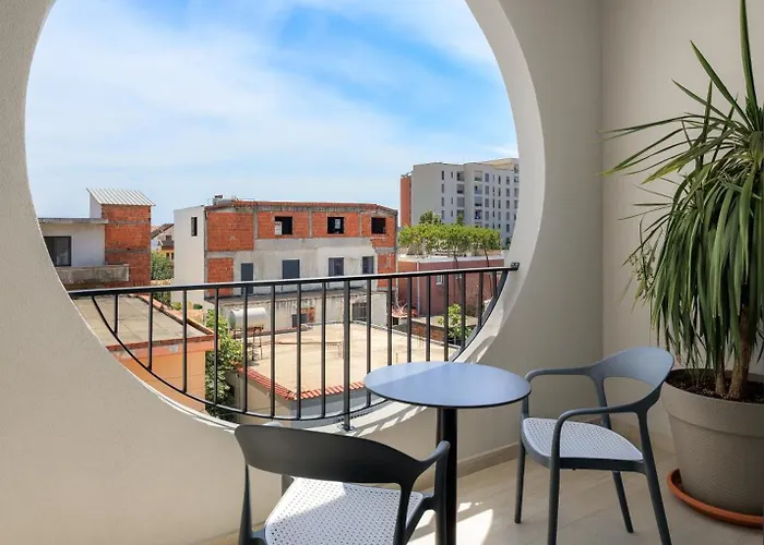 Tic Tac Toe Apartment Durrës